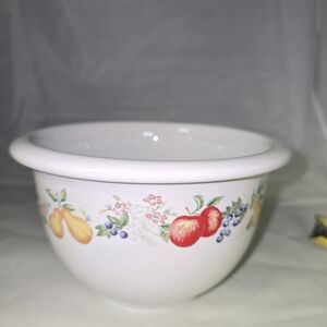 Vintage Fruit Mixing Bowl 1 Quart Corelle Chutney